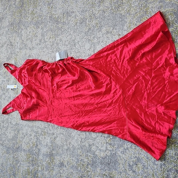 NWT CHELSEA28 Dress Red Sateen Ruched Side Midi Cocktail Medium Gown - Picture 3 of 8